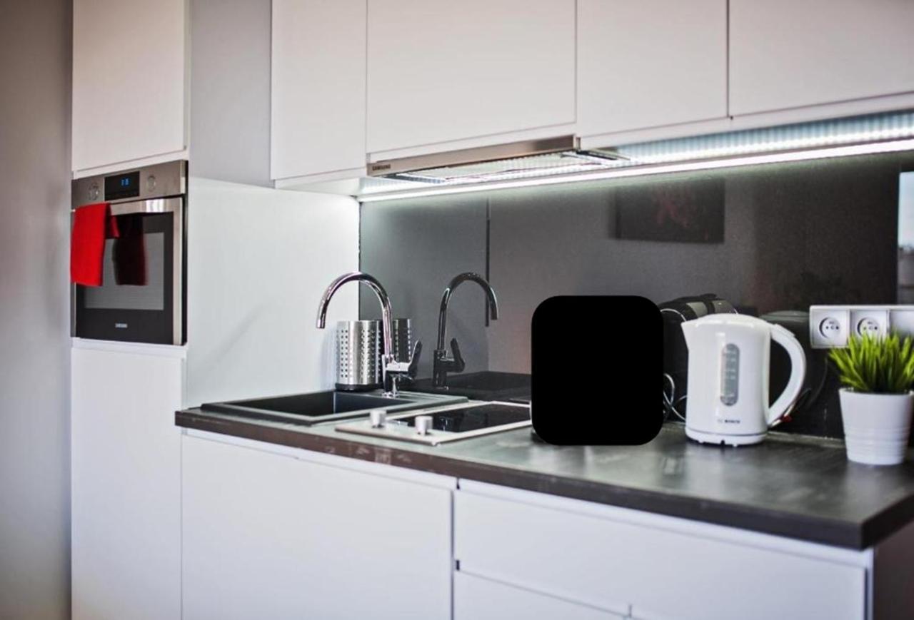 Good Time Apartments - Boznicza 1 I Male Garbary 8 Poznan Ngoại thất bức ảnh