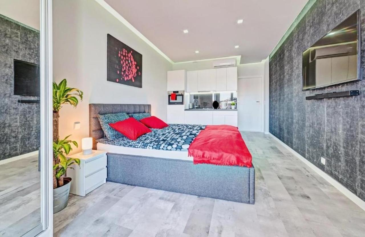 Good Time Apartments - Boznicza 1 I Male Garbary 8 Poznan Ngoại thất bức ảnh