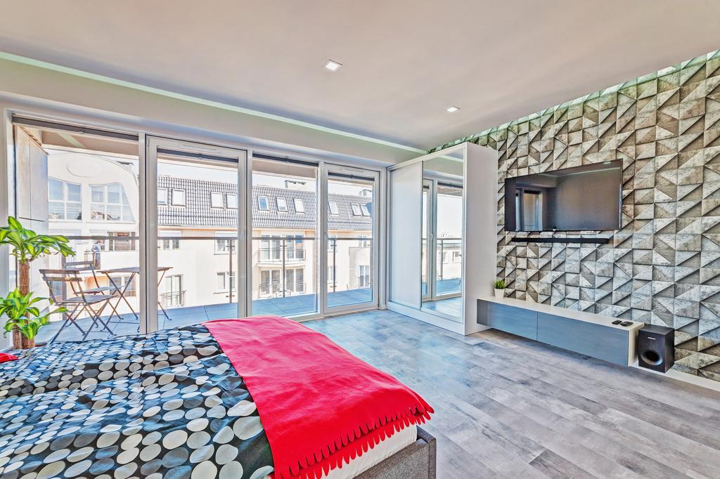 Good Time Apartments - Boznicza 1 I Male Garbary 8 Poznan Ngoại thất bức ảnh