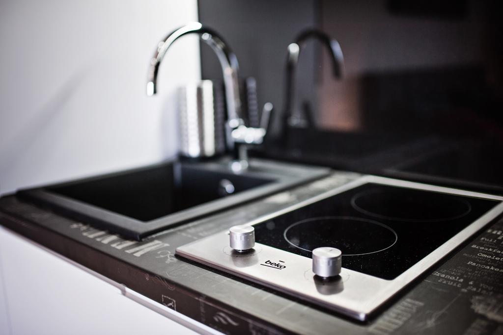 Good Time Apartments - Boznicza 1 I Male Garbary 8 Poznan Ngoại thất bức ảnh