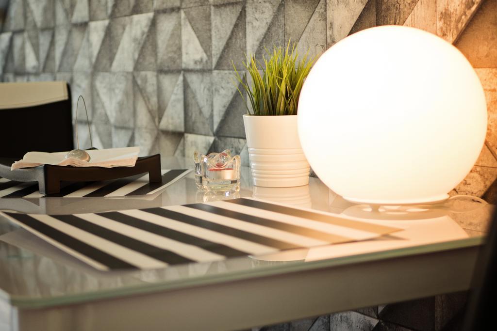 Good Time Apartments - Boznicza 1 I Male Garbary 8 Poznan Ngoại thất bức ảnh
