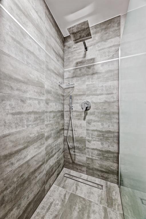 Good Time Apartments - Boznicza 1 I Male Garbary 8 Poznan Ngoại thất bức ảnh