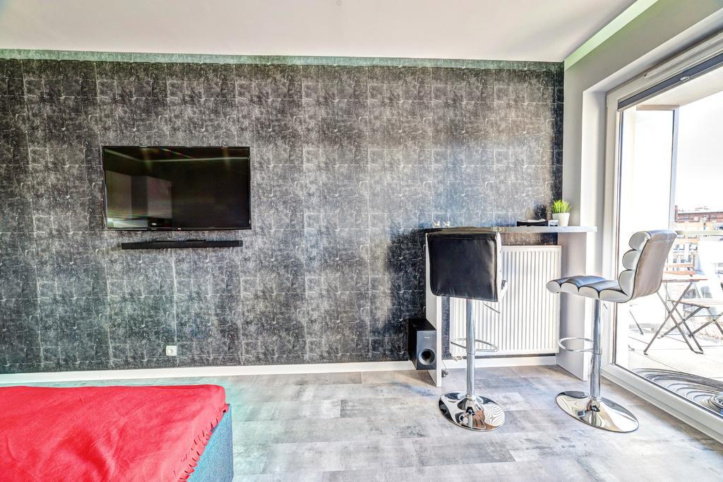 Good Time Apartments - Boznicza 1 I Male Garbary 8 Poznan Ngoại thất bức ảnh