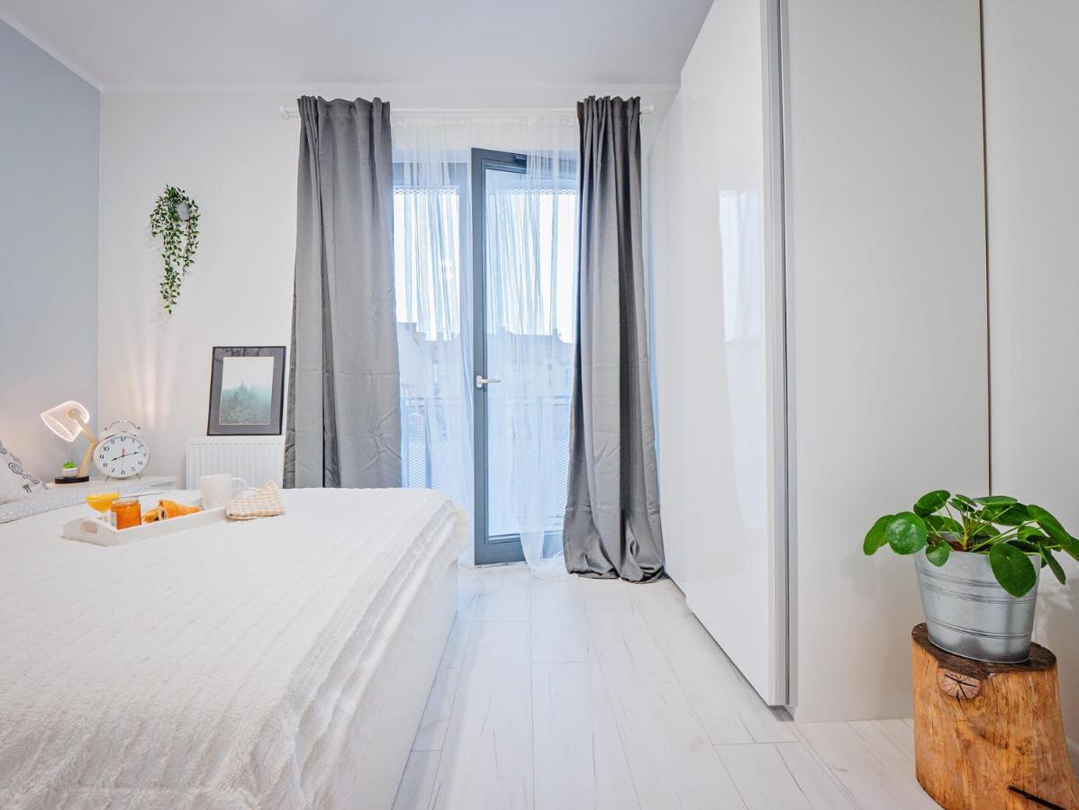 Good Time Apartments - Boznicza 1 I Male Garbary 8 Poznan Ngoại thất bức ảnh