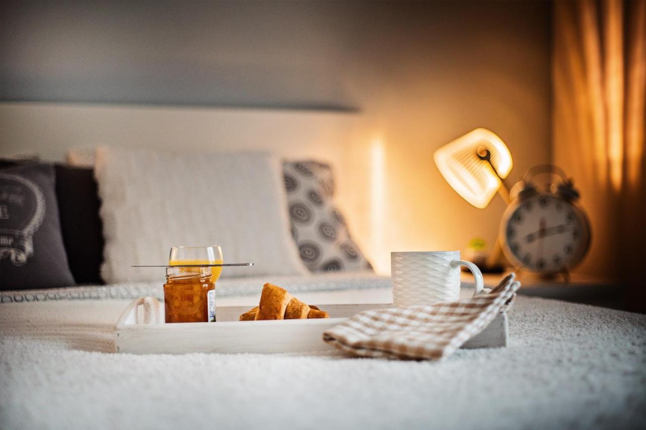 Good Time Apartments - Boznicza 1 I Male Garbary 8 Poznan Ngoại thất bức ảnh